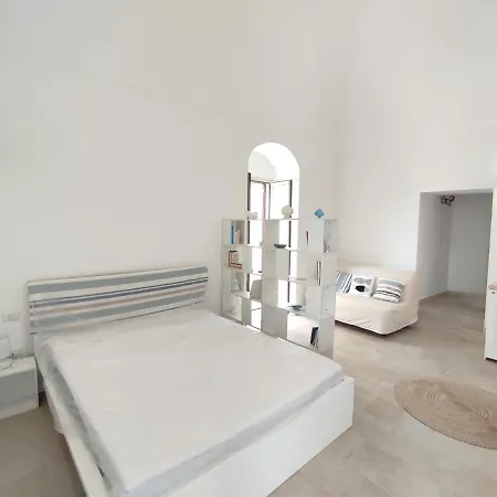 Elegante Monolocale Con Soppalco In Centro E Vicino Al Mare Apartment *