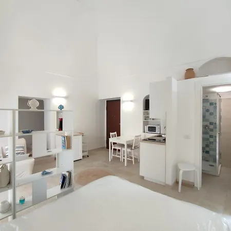 Apartment Elegante Monolocale Con Soppalco In Centro E Vicino Al Mare *