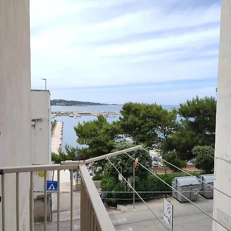 Elegante Monolocale Con Soppalco In Centro E Vicino Al Mare Apartment Vieste