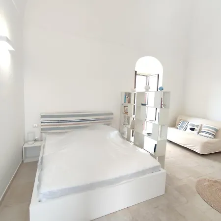 Apartment Elegante Monolocale Con Soppalco In Centro E Vicino Al Mare *